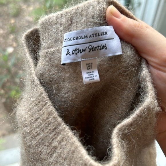 Stockholm Atelier & Other Stories Alpaca Wool Blend Oversized Sweater Size S - Picture 3 of 6